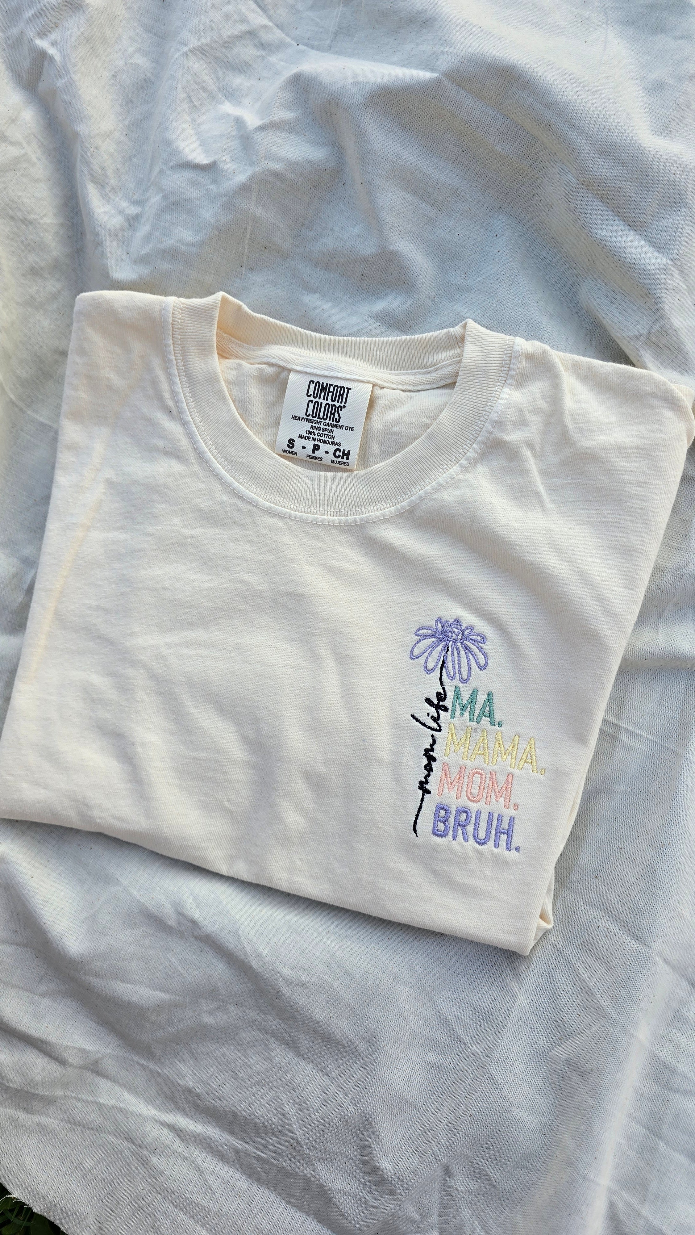 Ma Mama Mom Bruh - Crop Top